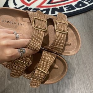 madden girl sandals